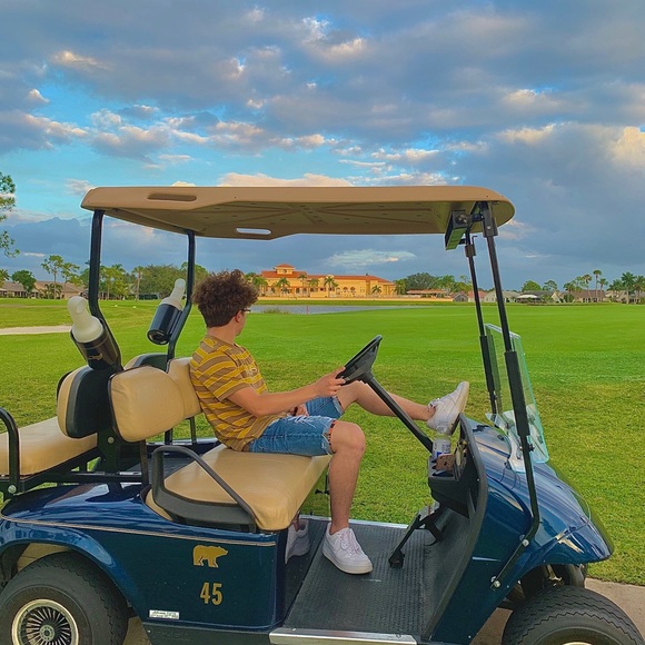 Meet your Posher, Cayden - Picture 3 of 3